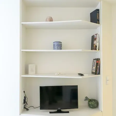 Formosa Flats Apartment