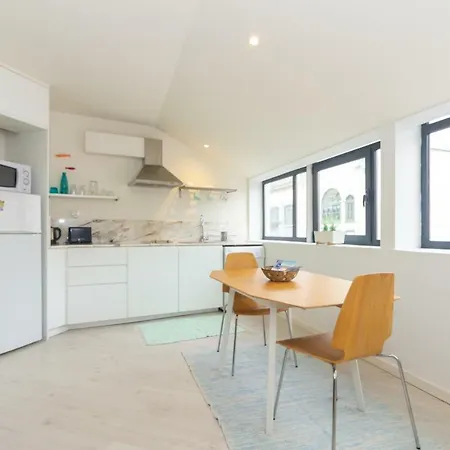 Formosa Flats Apartment *